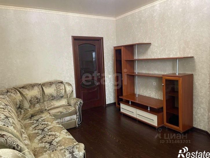 2-комн квартира ул им. 40-летия Победы, 60,  д. 60