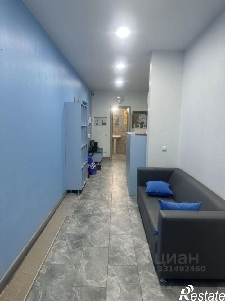 Торговое помещение улица Героев-Разведчиков, 8 к3,  д. 8 к3