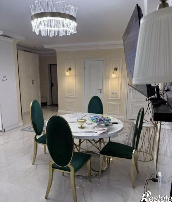 2-комн квартира улица Адмирала Крузенштерна, 6