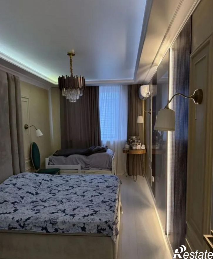 2-комн квартира улица Адмирала Крузенштерна, 6