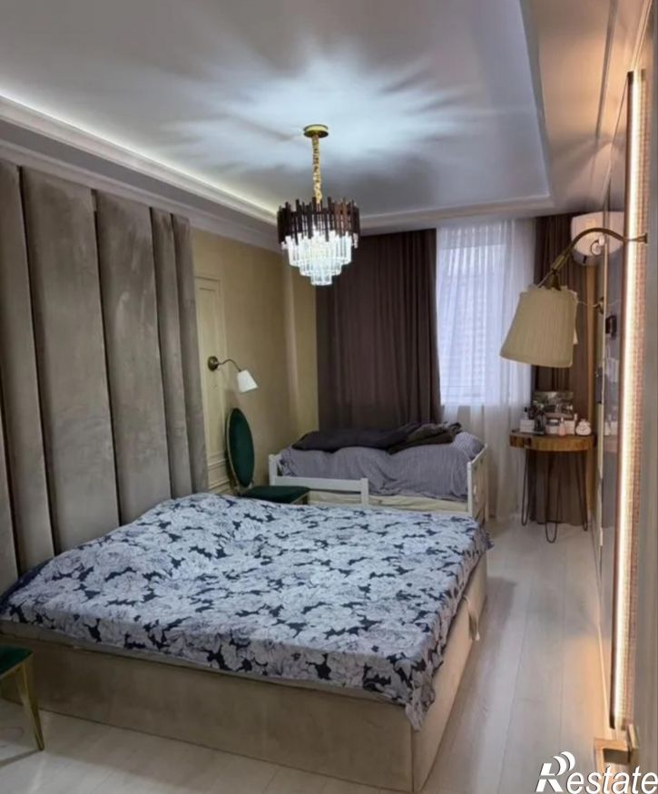 2-комн квартира улица Адмирала Крузенштерна, 6