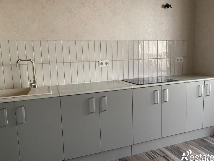 2-комн квартира улица Адмирала Крузенштерна, 5/2