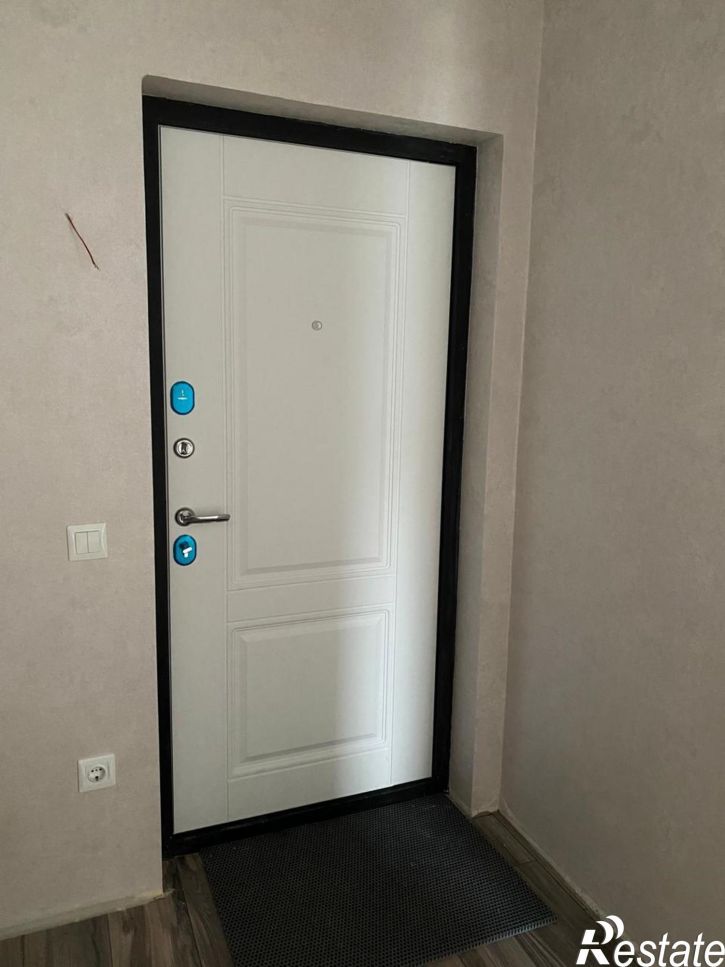 2-комн квартира улица Адмирала Крузенштерна, 5/2