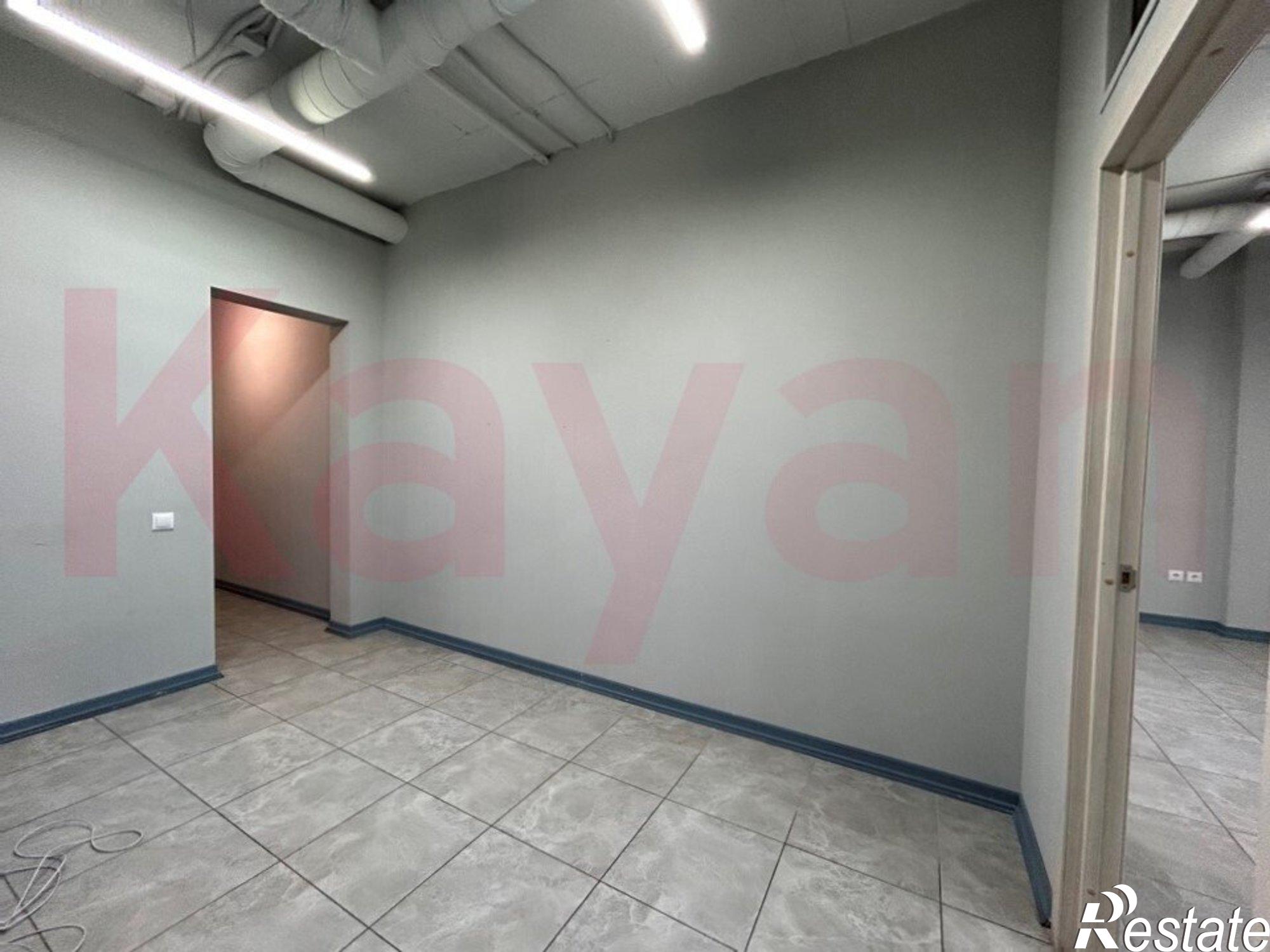 Сдать офис, помещение под офис за 95 000 рублей на Зиповская ул.
