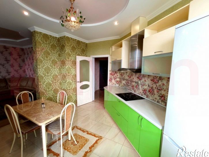 2-комн квартира им. 70-летия Октября ул.