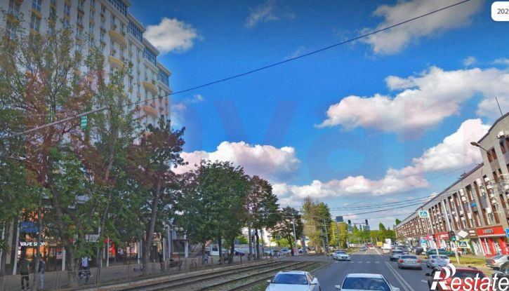 Торговое помещение Коммунаров ул.