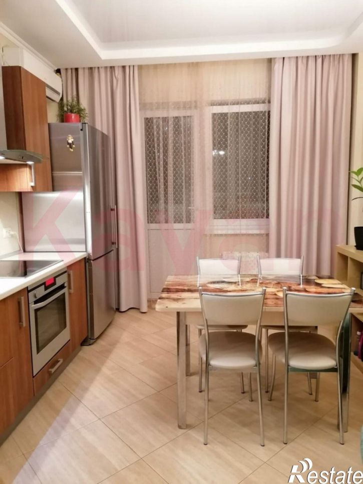 2-комн квартира Чекистов проспект