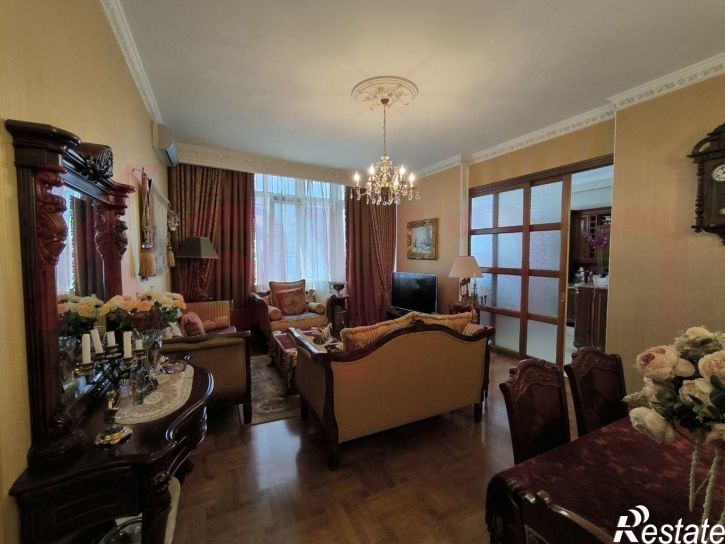 5-комн квартира им. Красина ул.