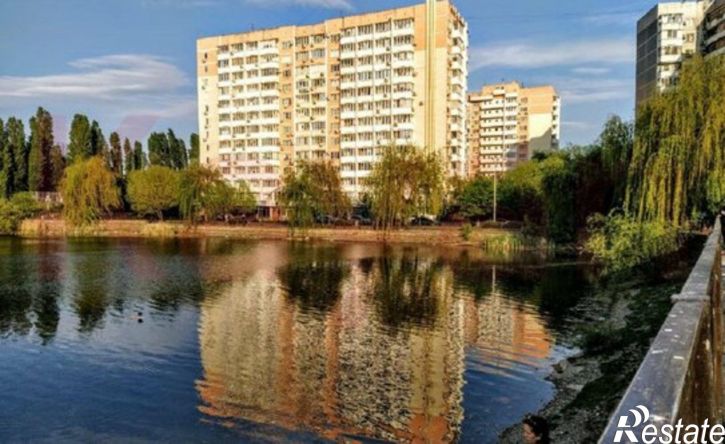 3-комн квартира ул Ставропольская, 183/1,  д. 183/1