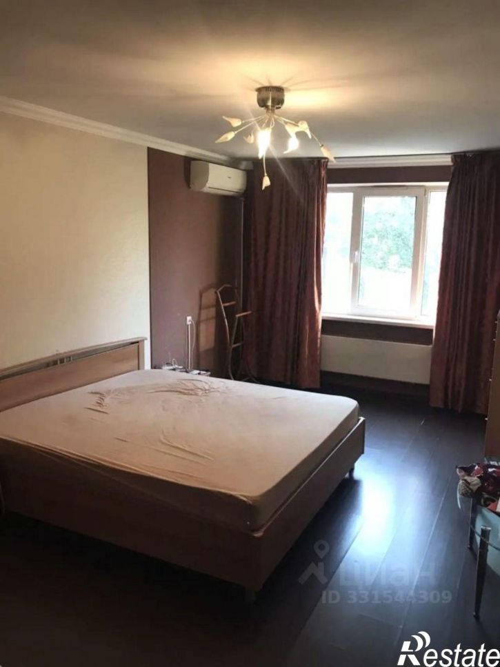 2-комн квартира улица Героя Аверкиева, 10,  д. 10