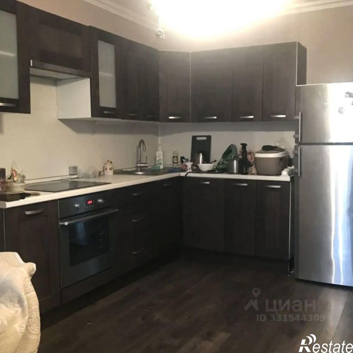 2-комн квартира улица Героя Аверкиева, 10,  д. 10