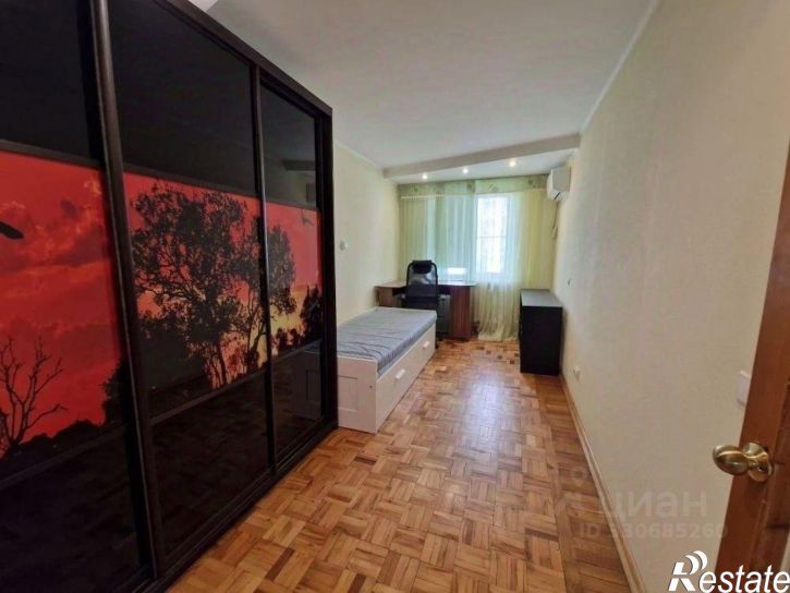 3-комн квартира улица Яна Полуяна, 34,  д. 34