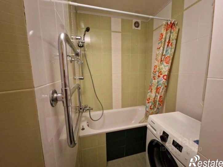 3-комн квартира улица Яна Полуяна, 34,  д. 34