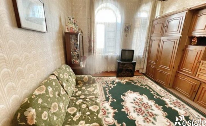 2-комн квартира улица Суворова, 4,  д. 4