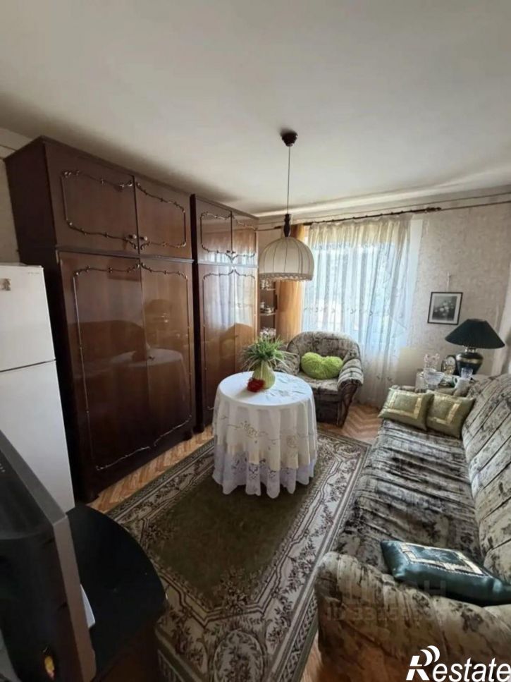 3-комн квартира проспект Чекистов, 21,  д. 21