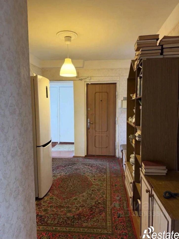 3-комн квартира проспект Чекистов, 21,  д. 21