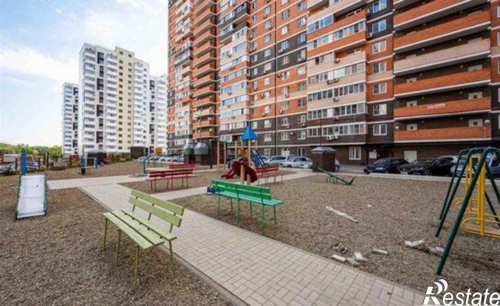 2-комн квартира пр-кт им. писателя Знаменского, 9 3,  д. 9 3,  к. 3
