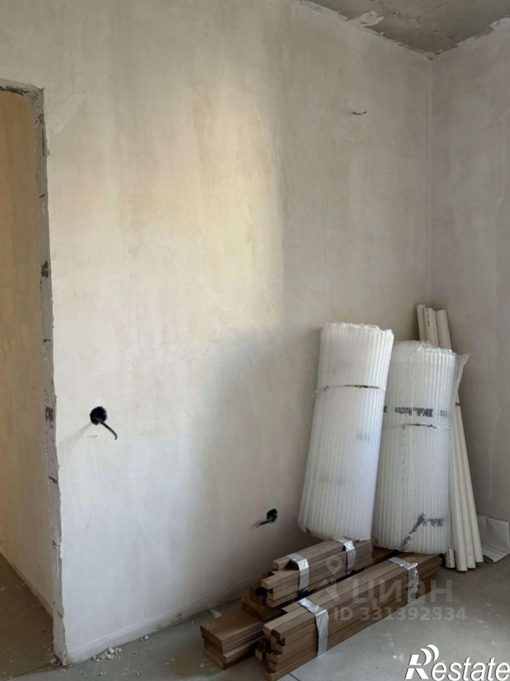 3-комн квартира улица Лётчика Позднякова, 2 к6,  д. 2 к6
