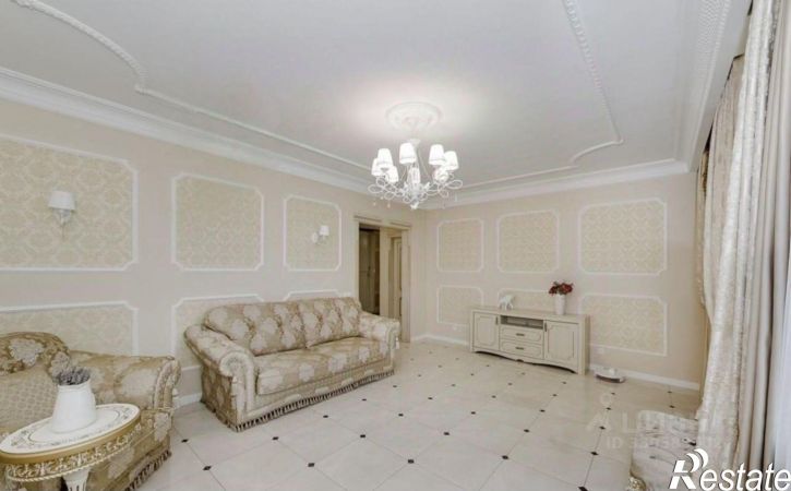 3-комн квартира улица Передерия, 64,  д. 64