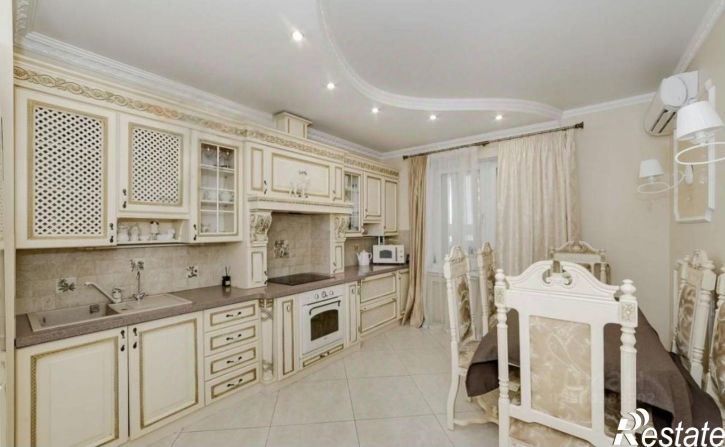 3-комн квартира улица Передерия, 64,  д. 64