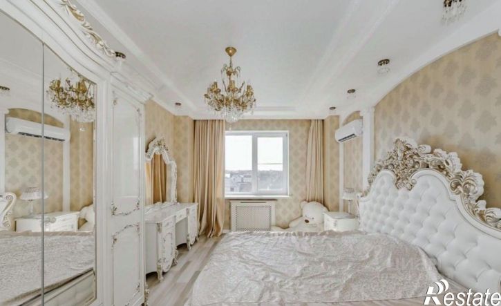 3-комн квартира улица Передерия, 64,  д. 64