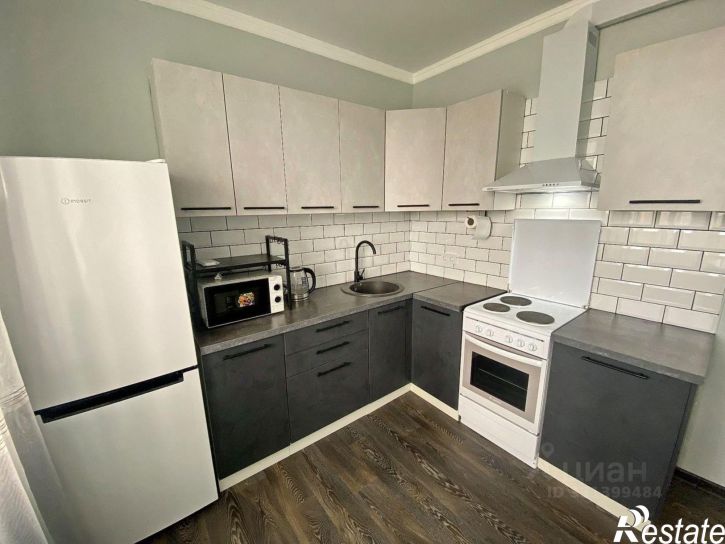 2-комн квартира улица Красных Партизан, 1/4 к19,  д. 1/4 к19