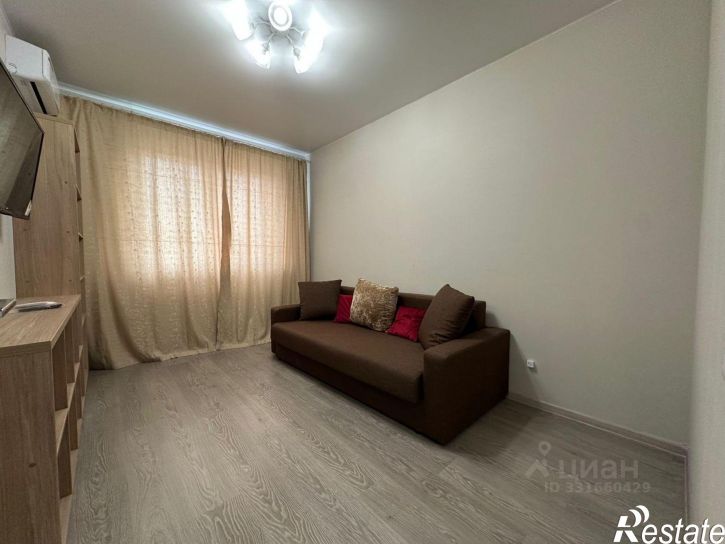 2-комн квартира ул Скандинавская, 1 8,  д. 1 8,  к. 8