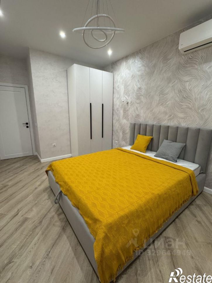3-комн квартира ул им. генерала Корнилова, 10 1,  д. 10 1,  к. 1