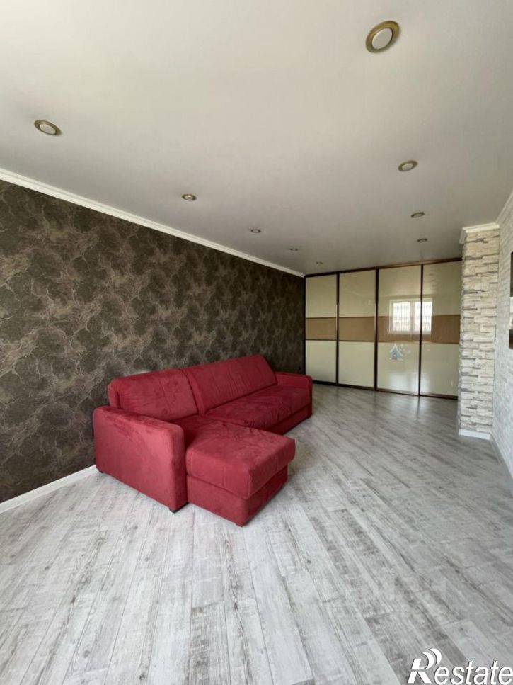 2-комн квартира ул Кореновская, 2 1,  д. 2 1,  к. 1