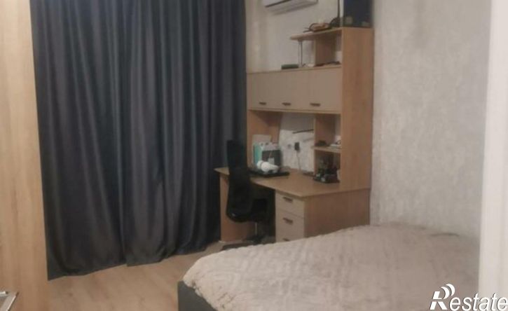 3-комн квартира ул им. Владимира Жириновского, 1 4,  д. 1 4,  к. 4