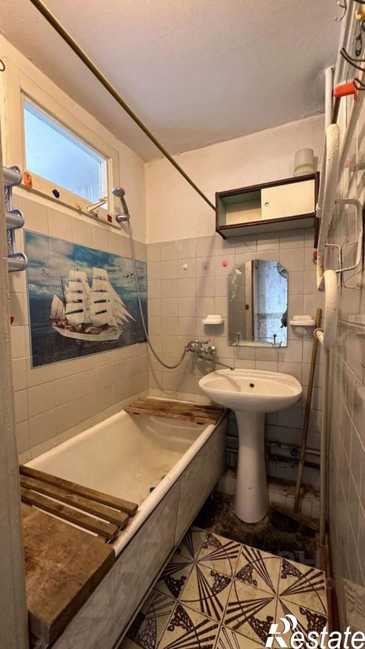 2-комн квартира ул им. Яна Полуяна, 32,  д. 32