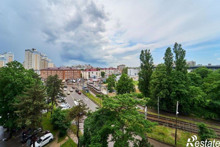 1-комн квартира ул Коммунаров, 270,  д. 270