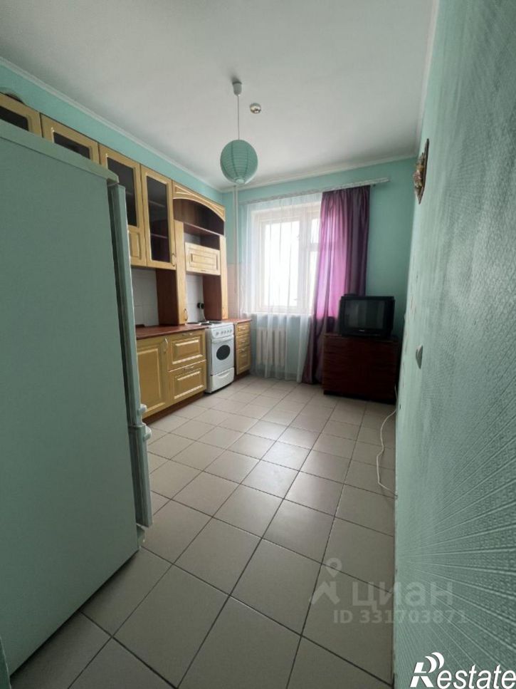 1-комн квартира пр-кт Чекистов, 42,  д. 42