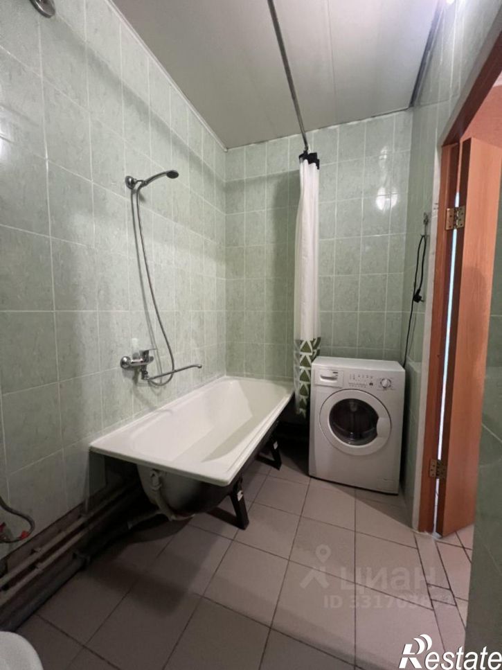 1-комн квартира пр-кт Чекистов, 42,  д. 42