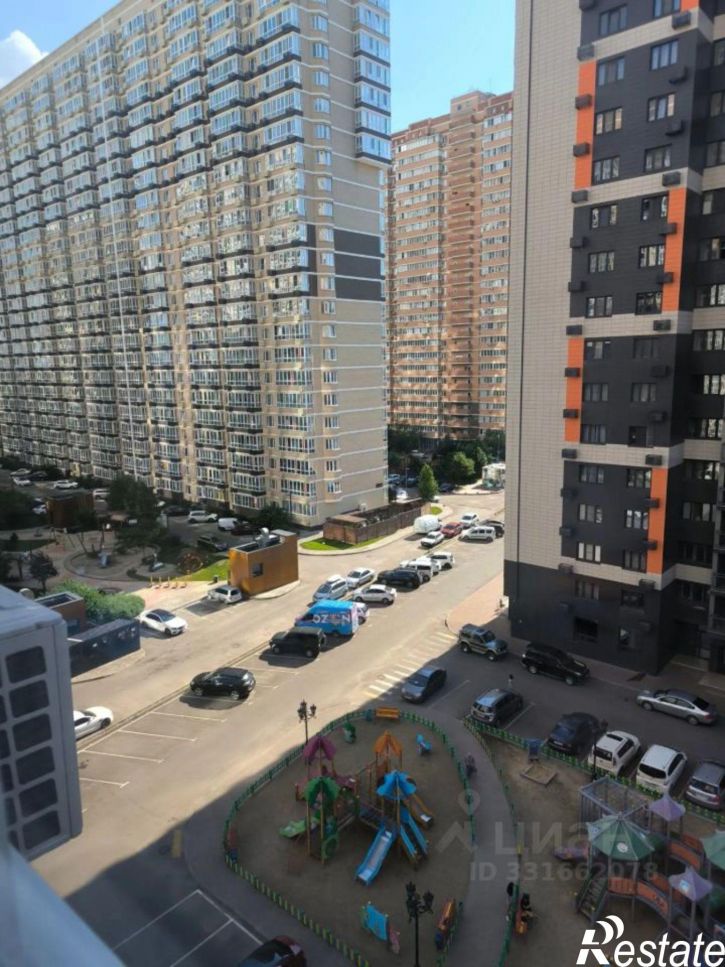 1-комн квартира ул им. Героя Георгия Бочарникова, 8/1,  д. 8/1