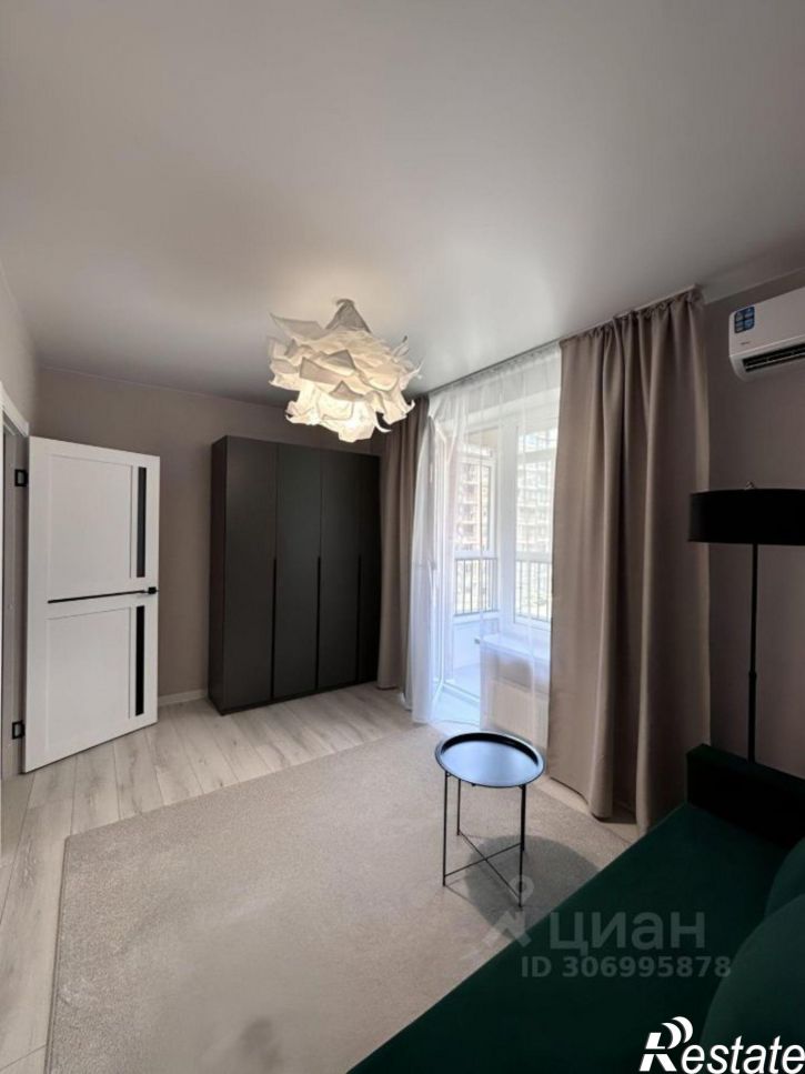 2-комн квартира ул им. генерала Корнилова, 14,  д. 14