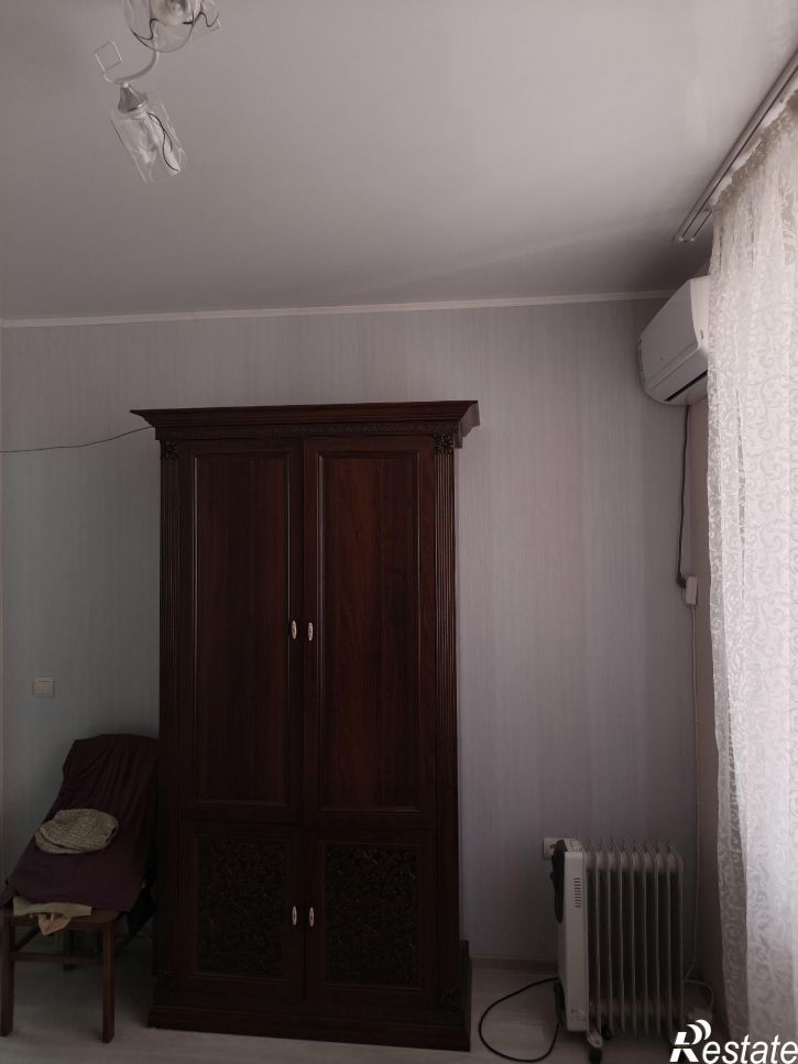 1-комн квартира Красных партизан 1/4, 16