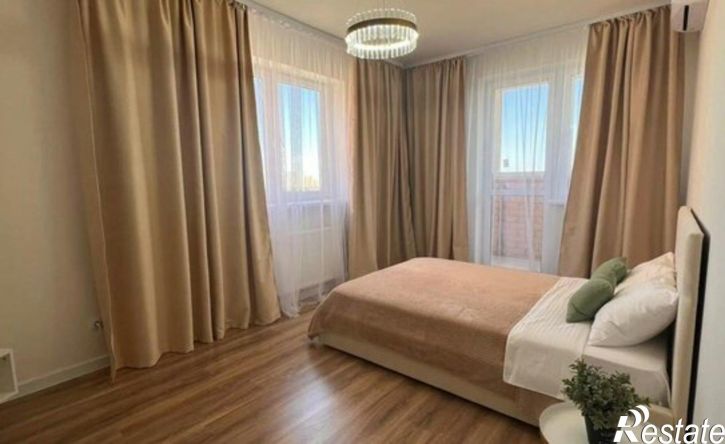 2-комн квартира улица имени Владимира Жириновского, 1