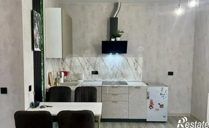 3-комн квартира ул им. генерала Корнилова, 10 1,  д. 10 1,  к. 1