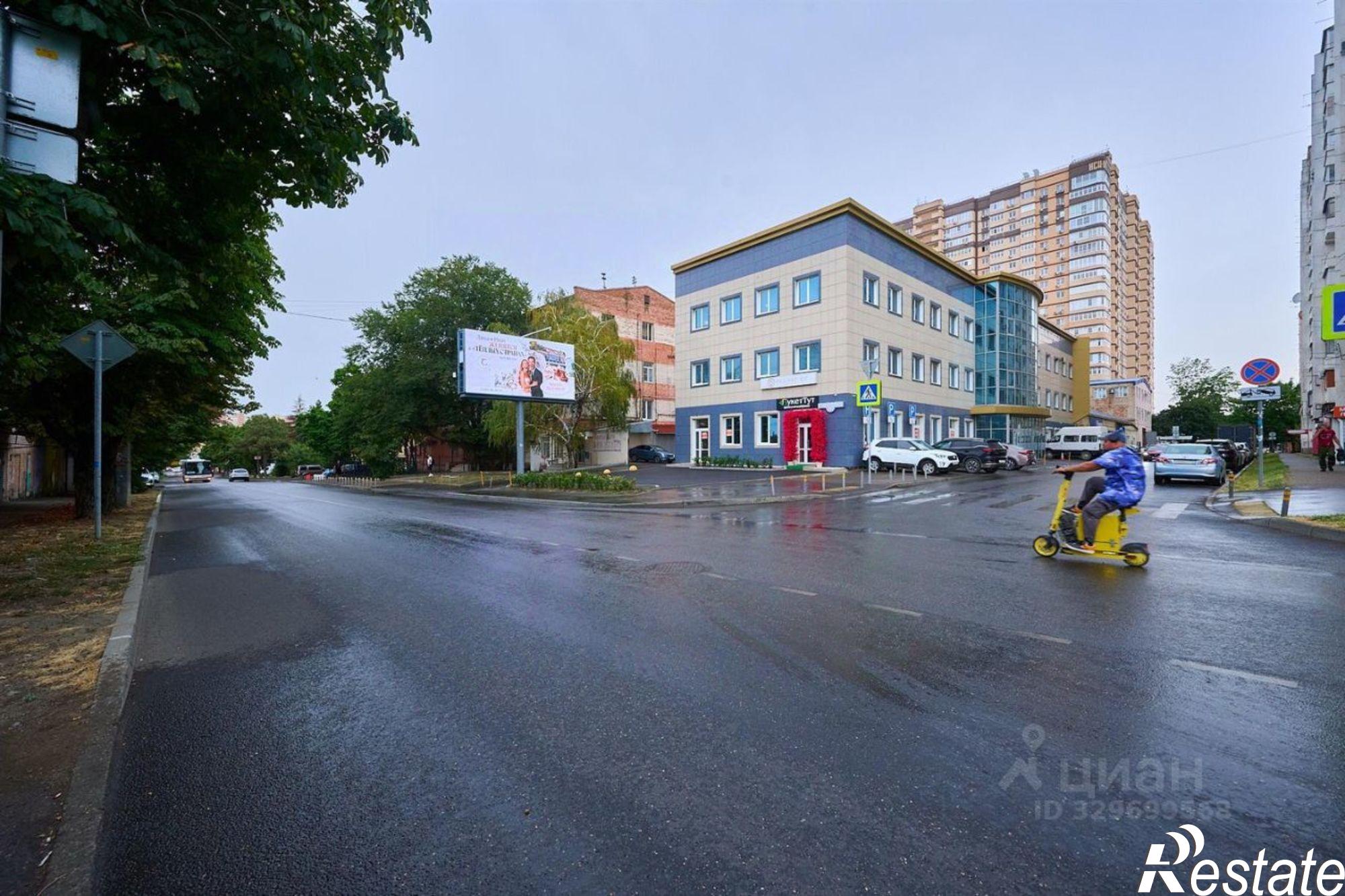 Купить торговое помещение за 45 590 600 рублей на ул Рашпилевская, 161