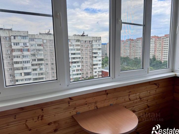 3-комн квартира пр-кт Чекистов, 25,  д. 25