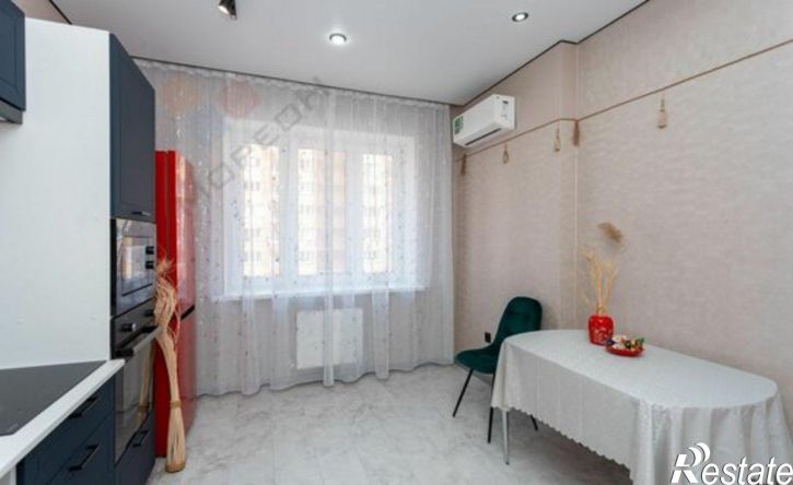 2-комн квартира ул им. Героя Яцкова И.В., 19,  д. 19