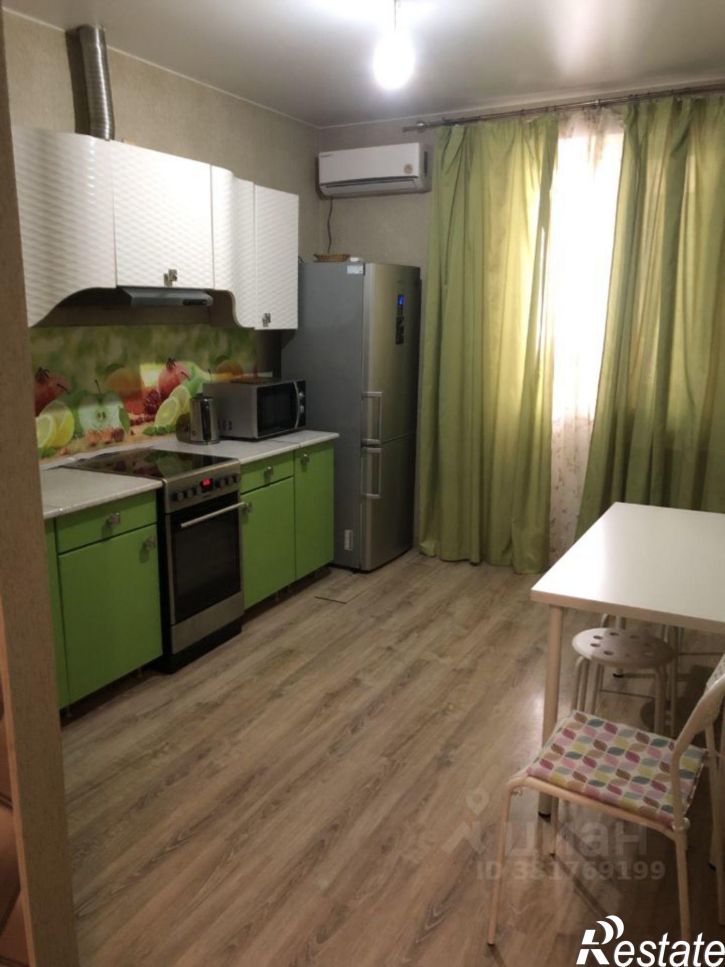 1-комн квартира ул им. 40-летия Победы, 131,  д. 131