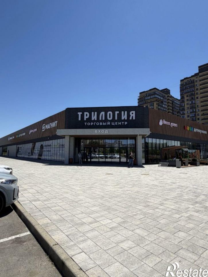 Торговое помещение ул им. мецената Лю Трахова, 16,  д. 16