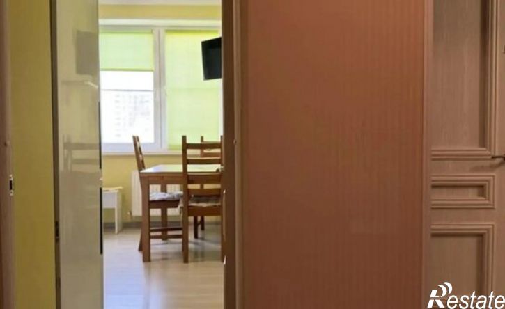 2-комн квартира пр-кт им. писателя Знаменского, 9 3,  д. 9 3,  к. 3