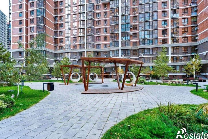 3-комн квартира ул Новороссийская, 212/1,  д. 212/1