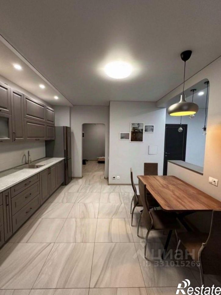 3-комн квартира ул Памяти Чернобыльцев, 1,  д. 1