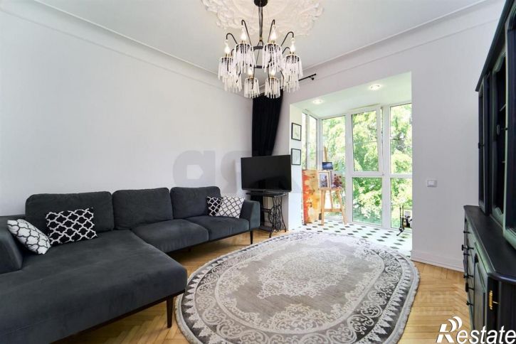 3-комн квартира ул Коммунаров, 35,  д. 35