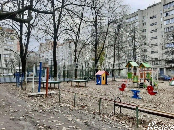 3-комн квартира ул Симферопольская, 14,  д. 14