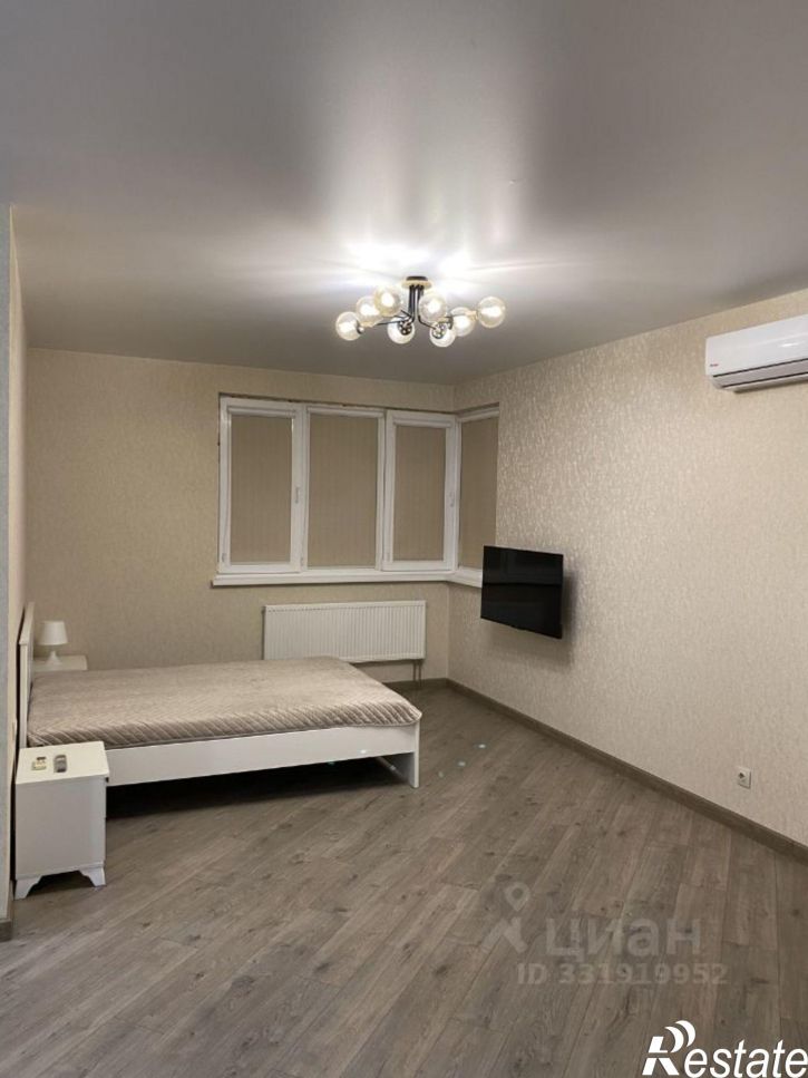1-комн квартира ул им. 40-летия Победы, 117,  д. 117